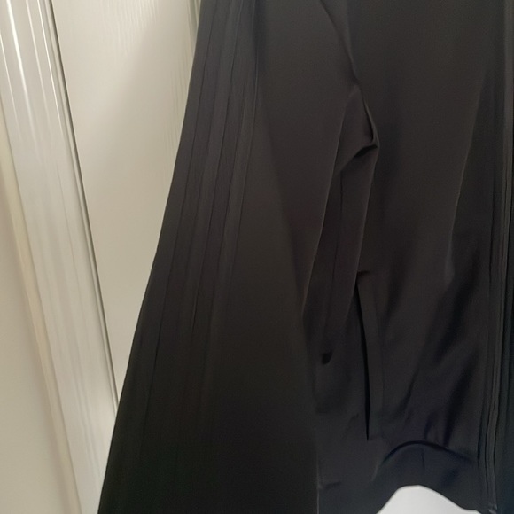 Addidas sweater - Picture 3 of 4